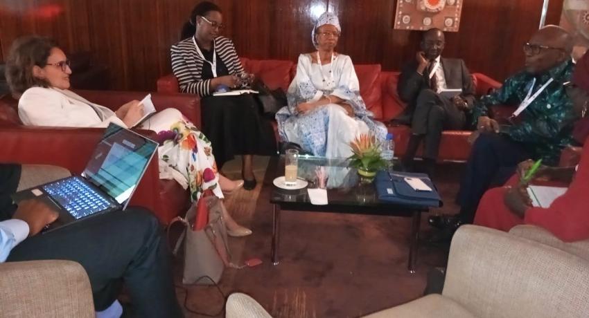 président de l'ONECCA Sénégal, monsieur Mor DIENG, avec la présidente de l'IFAC, madame Asma RESMOUKI